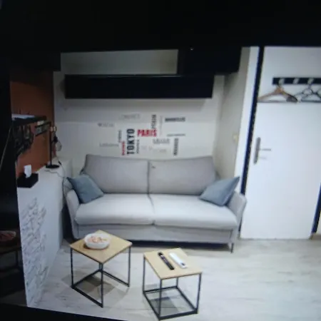 Vintage Apartment